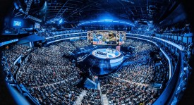 一条小团团成霸总！直言自己主要转幕后，以后会专注于签约养成系主播！大家喜欢什么样的？水友：大